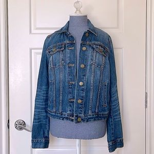 ‼️LAST CHANCE‼️ Gap Vintage Women’s Denim Jacket